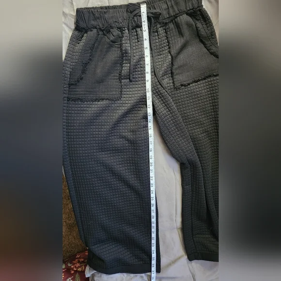 Charcoal Textured/quilted Straight Leg Sweatpants - Picture 3 of 4